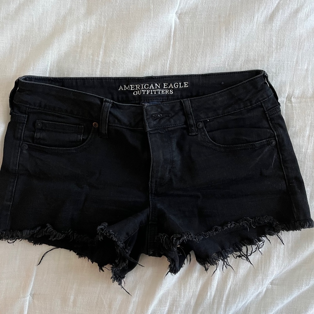 Black American Eagle Low Rise Jean Shorts